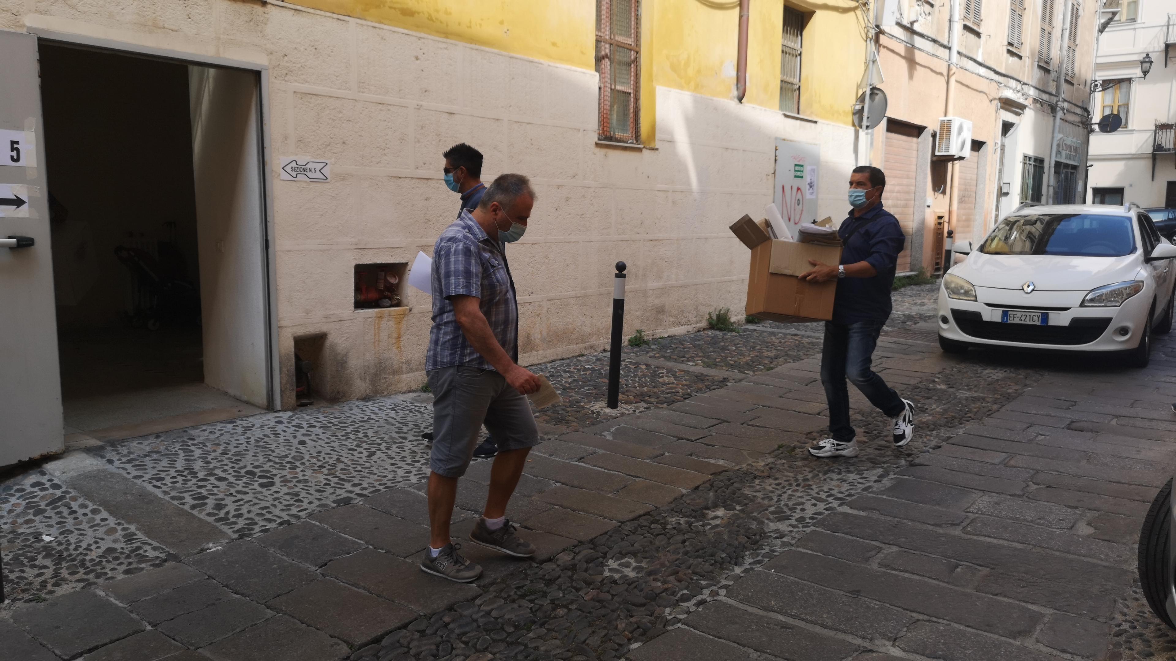 Suppletive, a Sassari testa a testa tra Corda e Doria