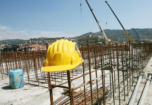 Un cantiere edile: il mercato immobiliare sembra in frenata dopo la crescita degli ultimi anni