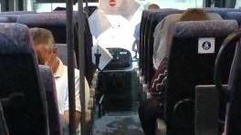 Piove dentro il bus extraurbano, lo sfogo degli studenti: «Ora basta, mezzi inadeguati»