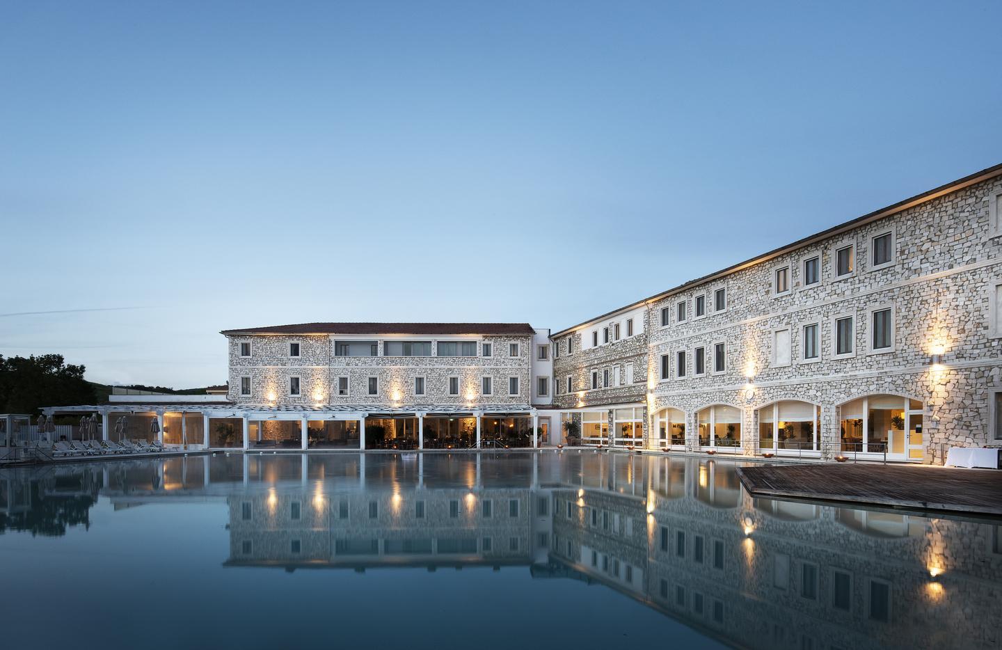 Per il rilancio l’automotive sceglie Terme di Saturnia 