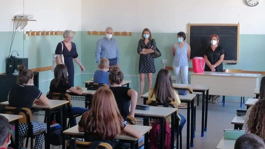 Sindaco e assessora a scuola