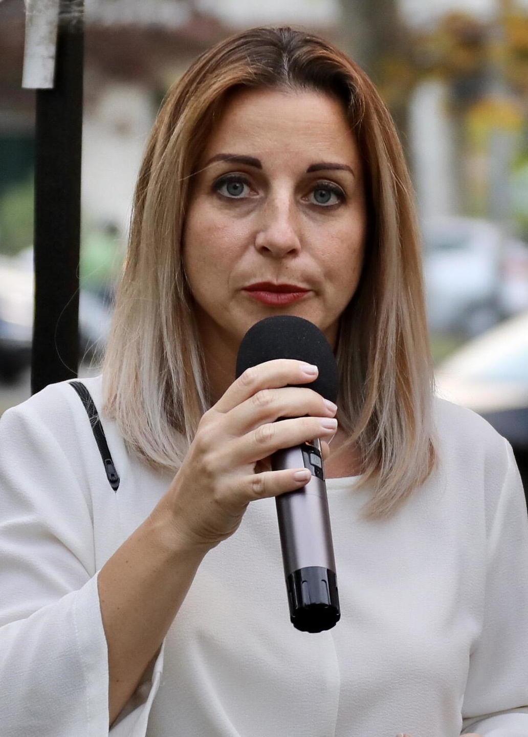 Il Movimento 5 Stelle dimezza i consensi