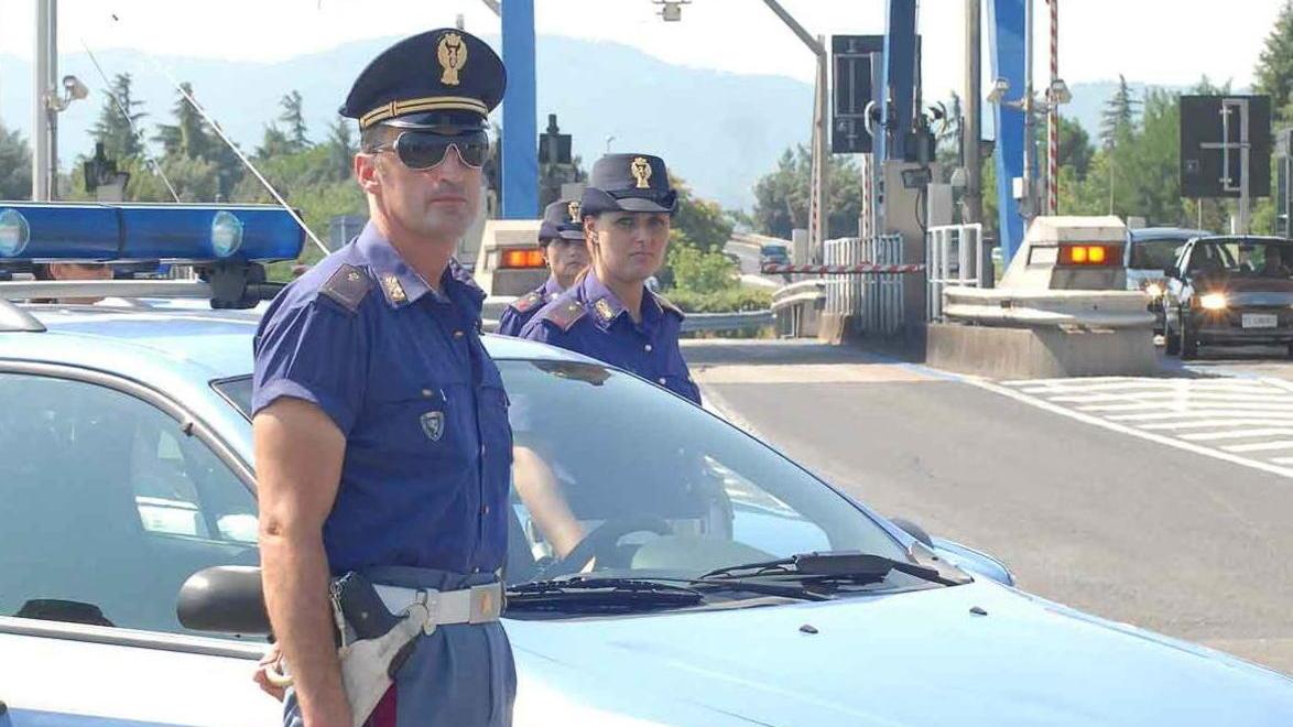 Velocità e telefonino: oltre 250 i multati