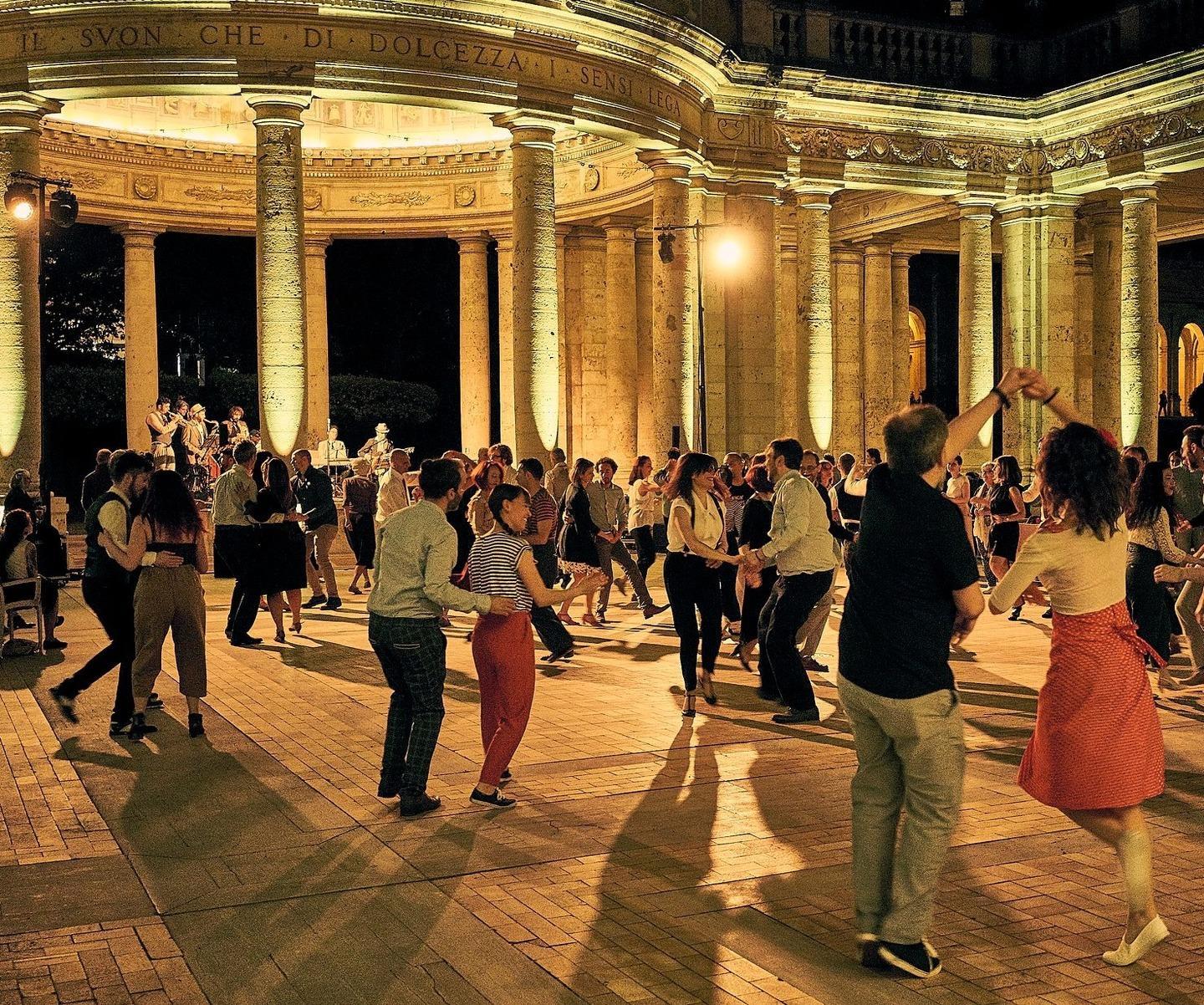 Il maltempo dimezza lo “Swing festival” Tutto rinviato al 2021 