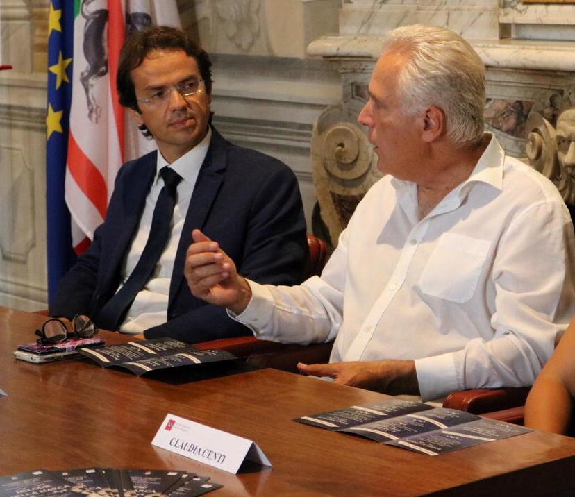 Il consigliere regionale Enrico Sostegni insieme al neo governatore Eugenio Giani (Foto agenzia Carlo Sestini)