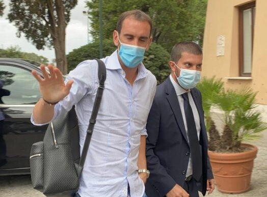Godin lascia Milano, oggi sbarca a Elmas 