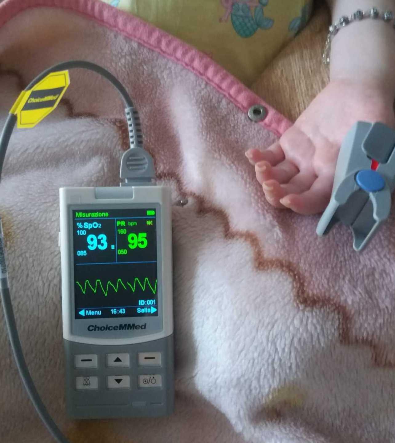 Consegnato il saturimetro «Ora non accada mai più» 