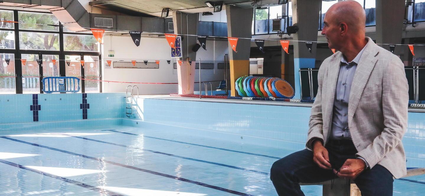 Piscine, due offerte per la gestione-ponte. Ma l’impianto è senza luce per morosità 