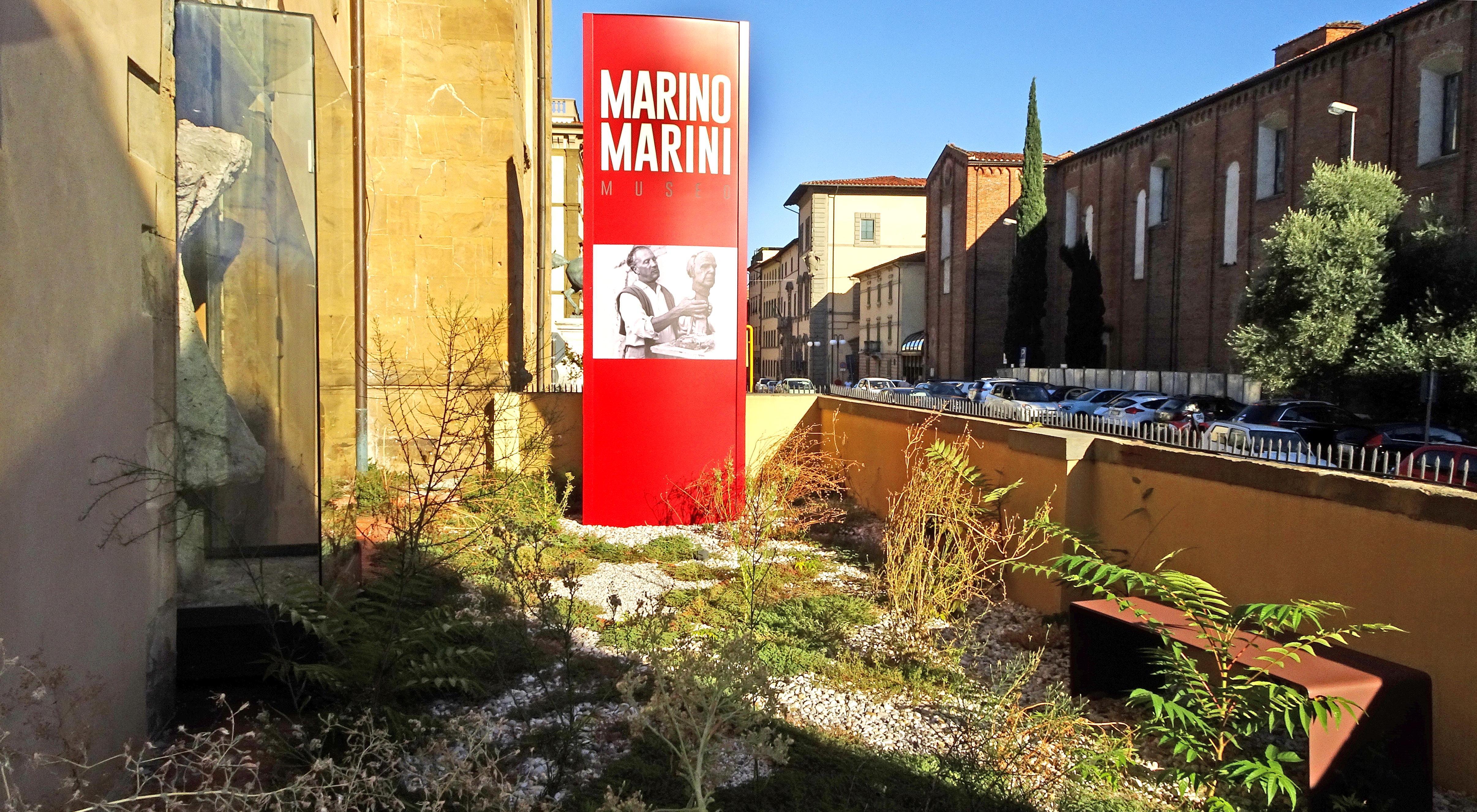 L'ingresso del museo di Pistoia, chiuso da mesi