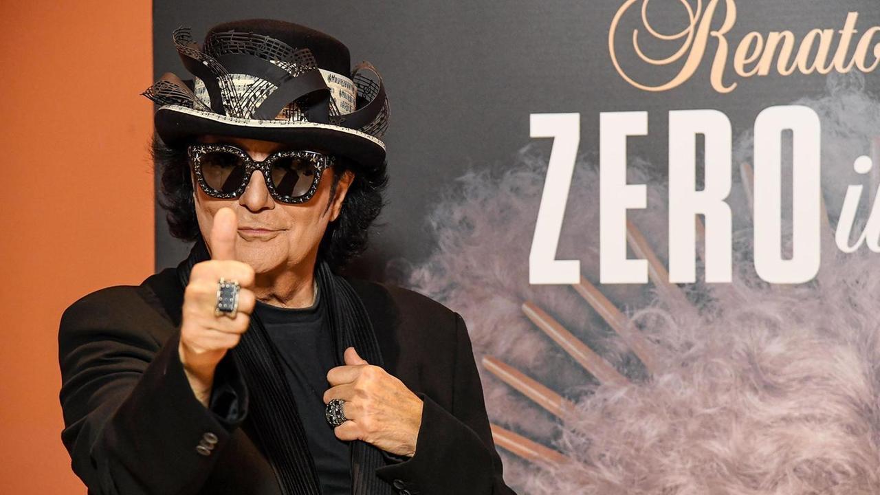 Renato Zero: «Dal boa alla maturità: ora canto la riflessione»
