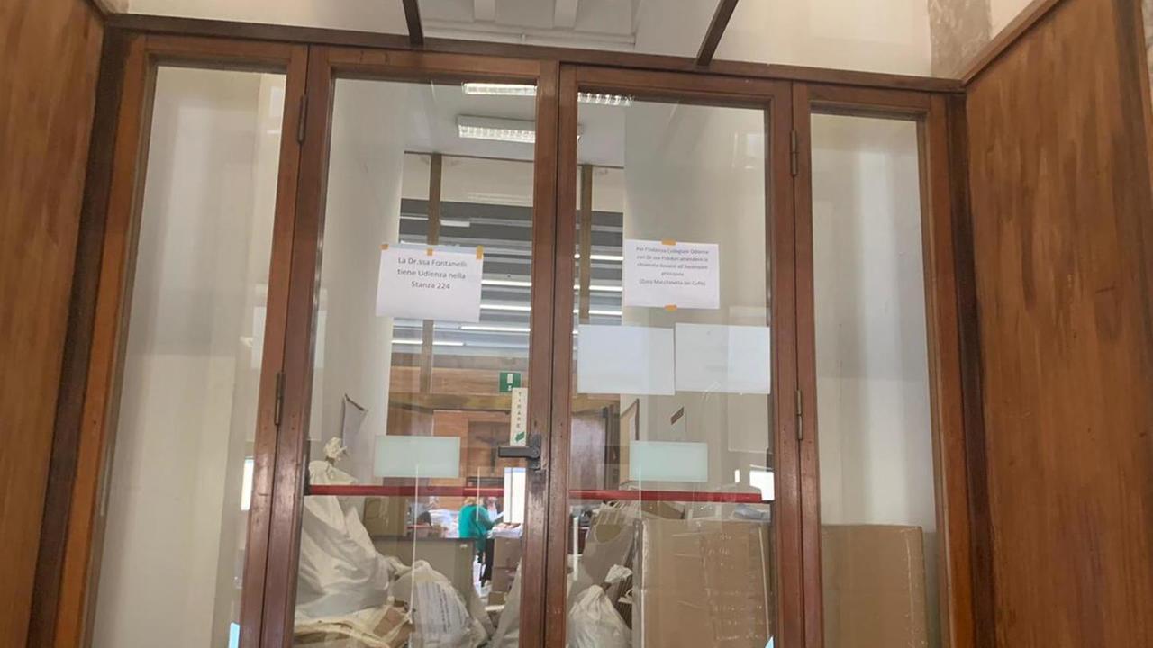 I sacchi con le schede in Tribunale