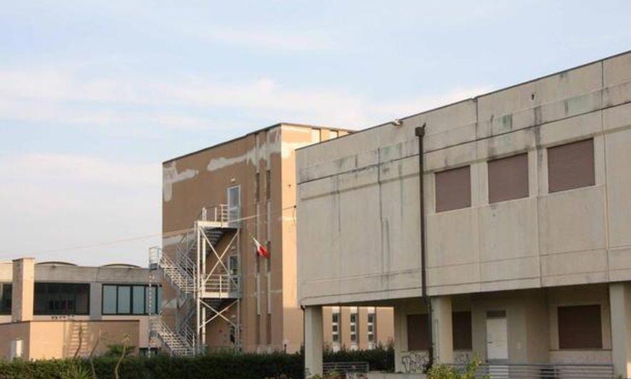 Topi in aula al “Galilei” di Viareggio per due giorni di fila 