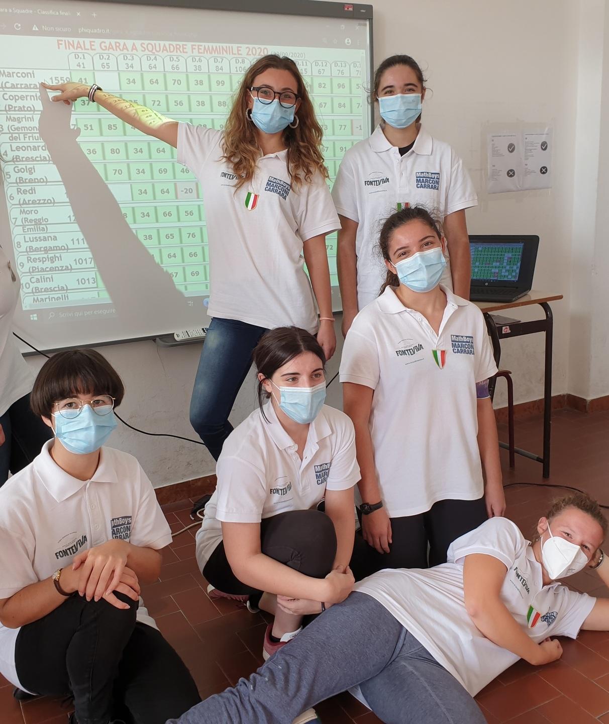 La ragazze del Marconi “super” in matematica 
