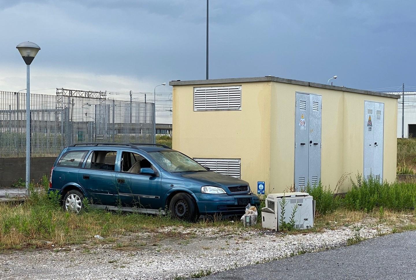 Abbandono rifiuti Individuati i luoghi per le fototrappole 