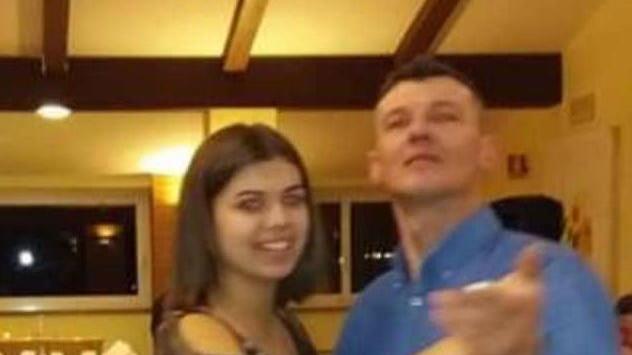 «Vado a vivere da mio padre» Sul pc di Elena il gioco per sparire