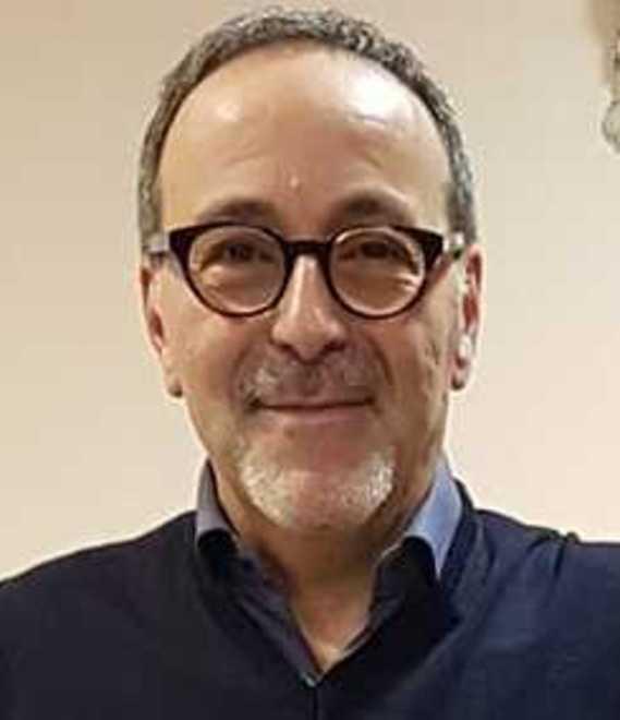 Il sindacalista scrittore presenta il nuovo libro e brinda ai suoi 60 anni