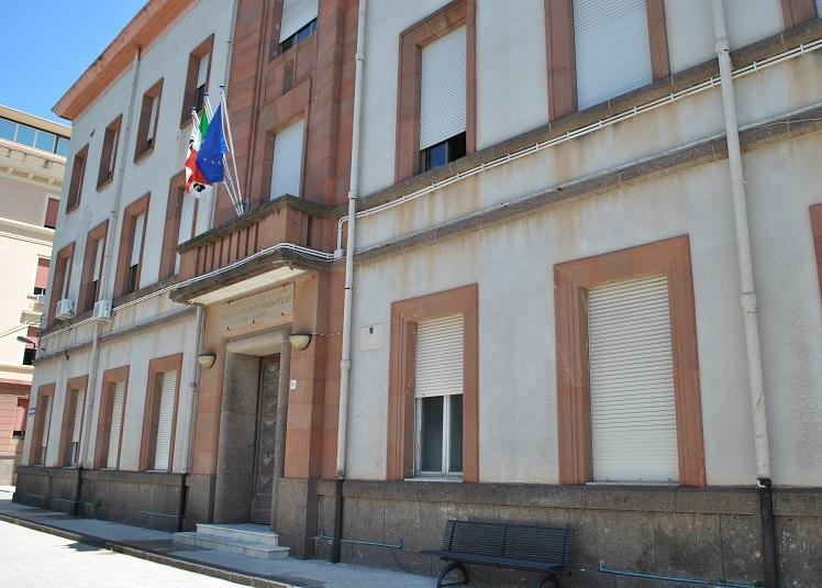 L’Aou stabilizza 12 dirigenti medici 
