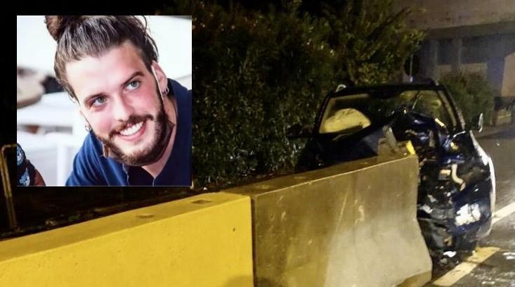 Festeggia i trent’anni a mezzanotte, dopo tre ore si schianta in auto e muore 