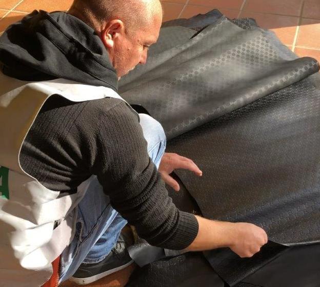 Falsi capi griffati anche per i vip sigilli a un capannone a Santa Croce