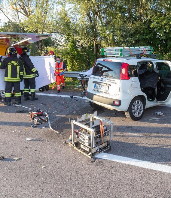 Il dramma dell’operaio ucciso in superstrada «Una morte assurda» 