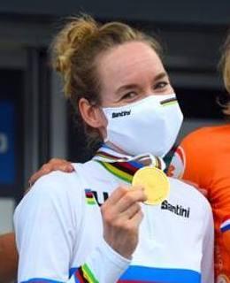 Crono, oro alla van der Breggen