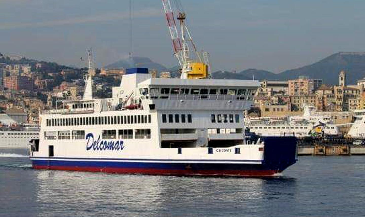 Negativi al coronavirus 45 marittimi dei traghetti Delcomar