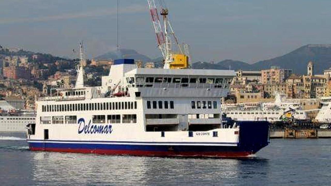 Negativi al coronavirus 45 marittimi dei traghetti Delcomar