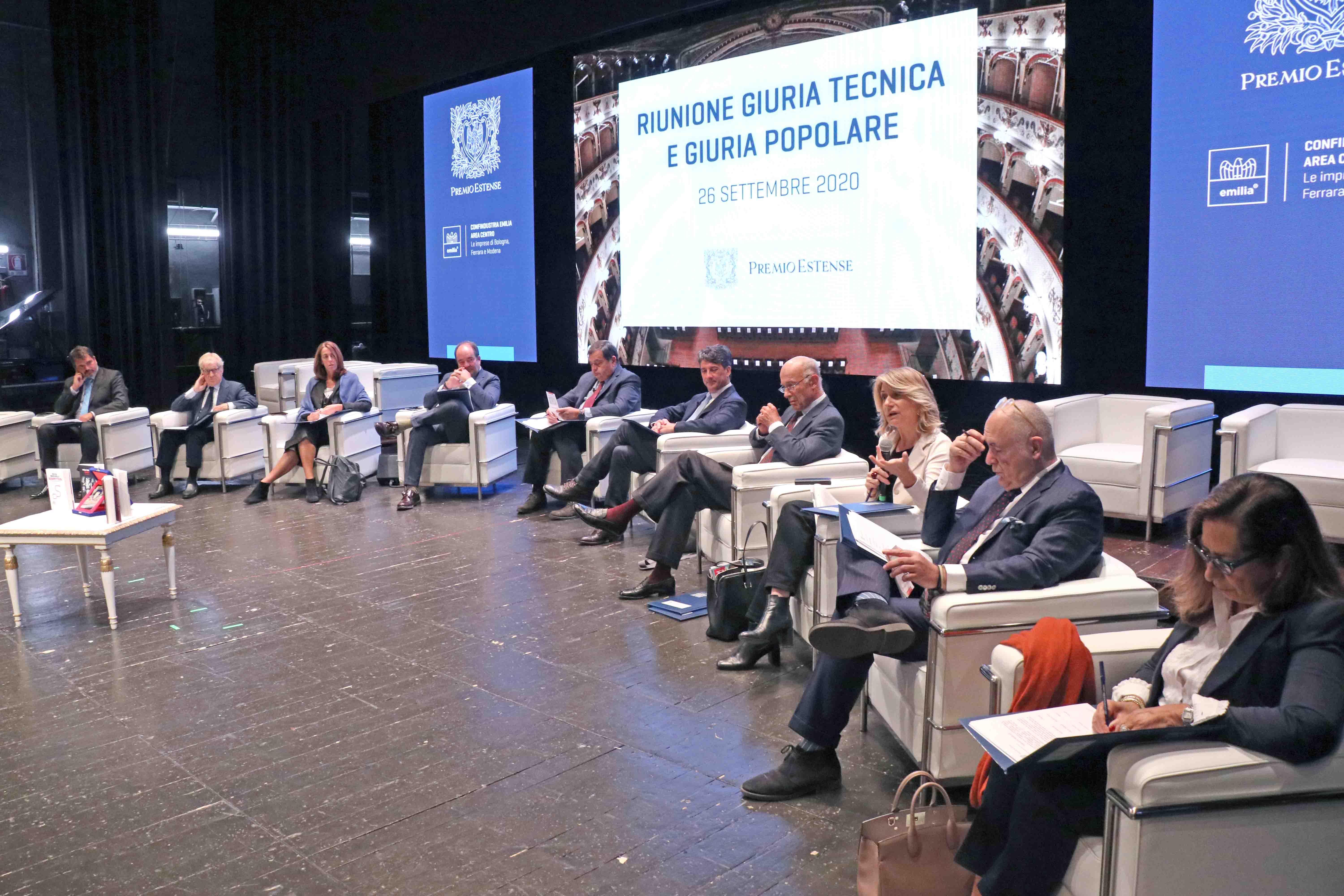 "Veleno" e "Cacciateli" vincono il Premio Estense ex aequo