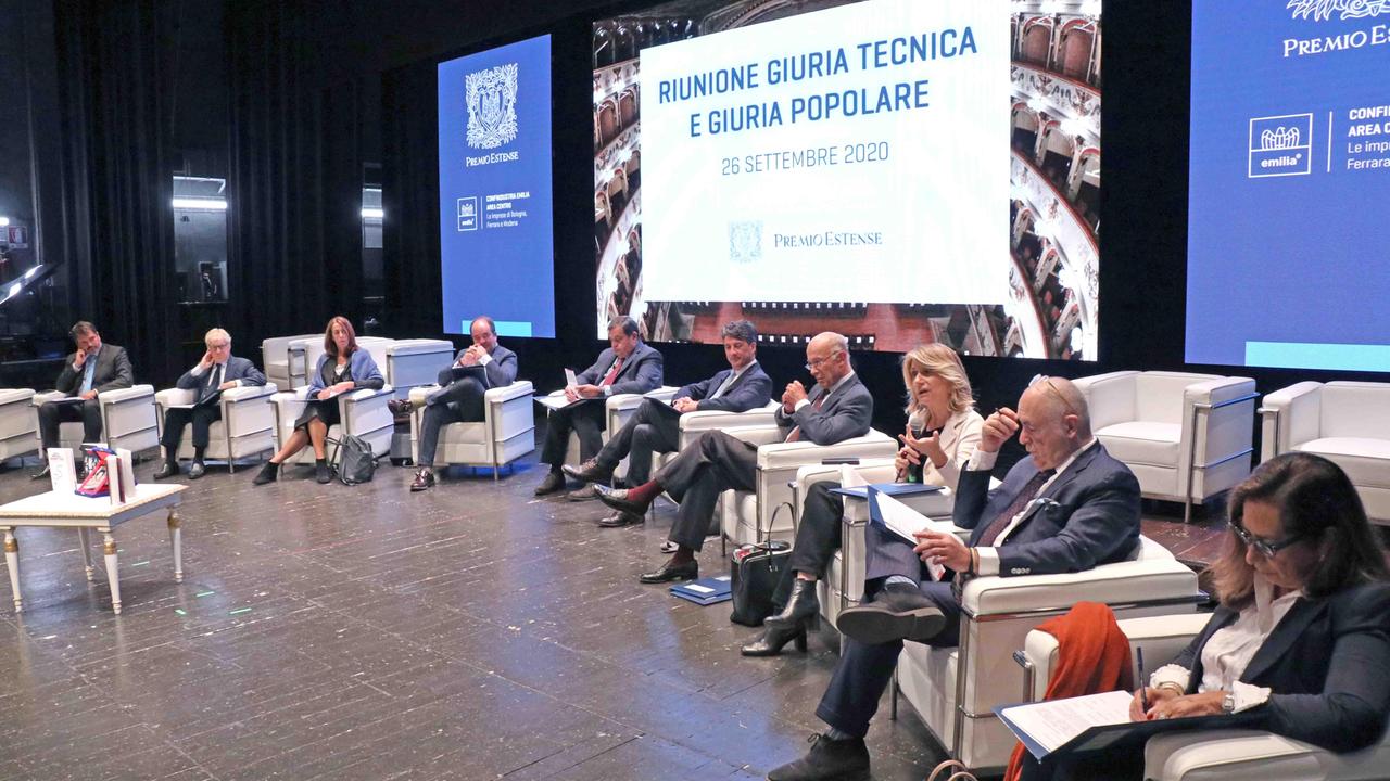 "Veleno" e "Cacciateli" vincono il Premio Estense ex aequo