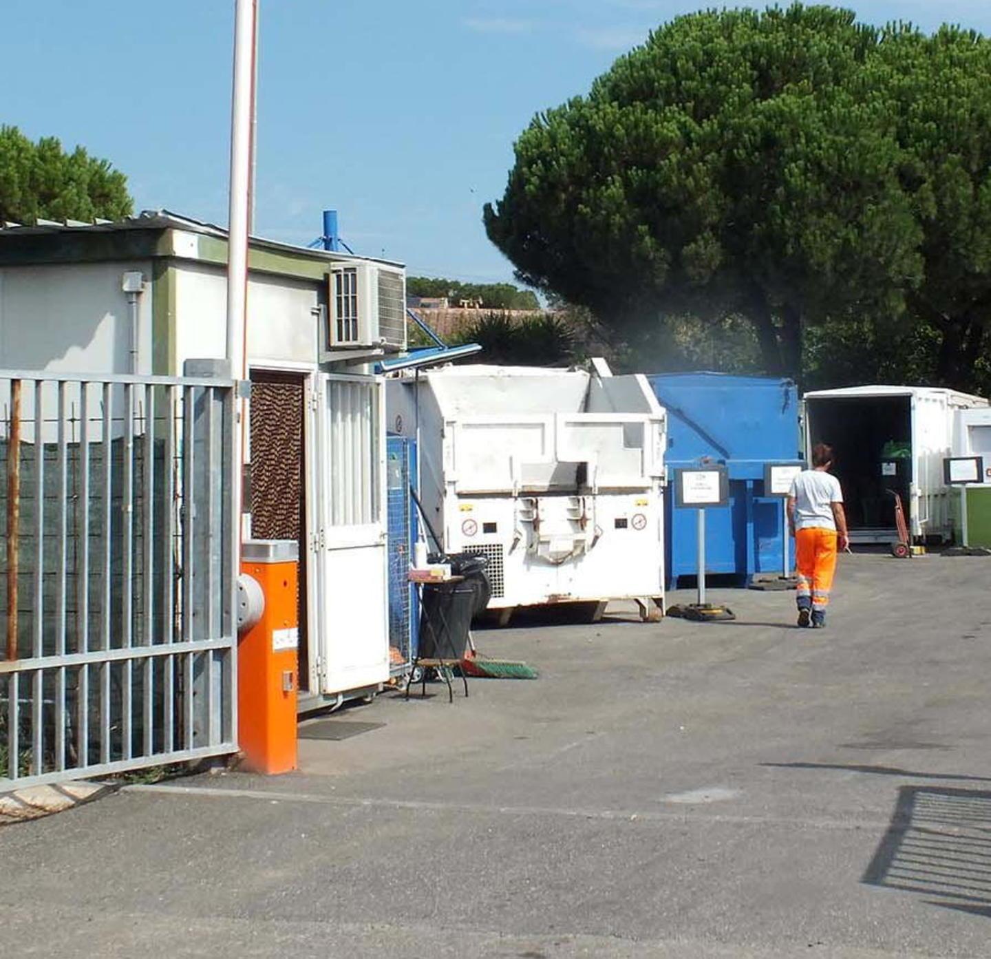 Tassa rifiuti in un’unica rata il Comune si difende 