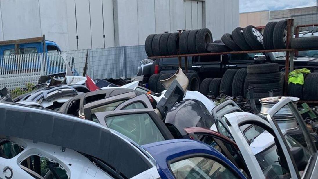 Autodemolitore nei guai Presentato il ricorso per il dissequestro