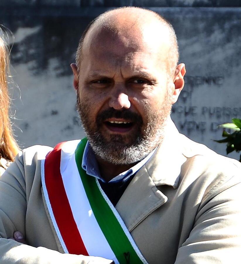 Allagamenti, vento forte scuole chiuse e polemiche «Il sistema è da cambiare»