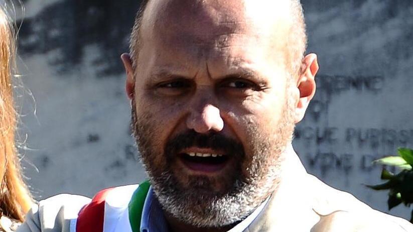 Allagamenti, vento forte scuole chiuse e polemiche «Il sistema è da cambiare»