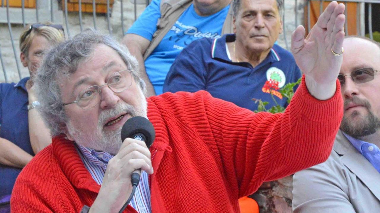 Il Premio Ceppo fa festa a Francesco Guccini e ai suoi ultimi libri