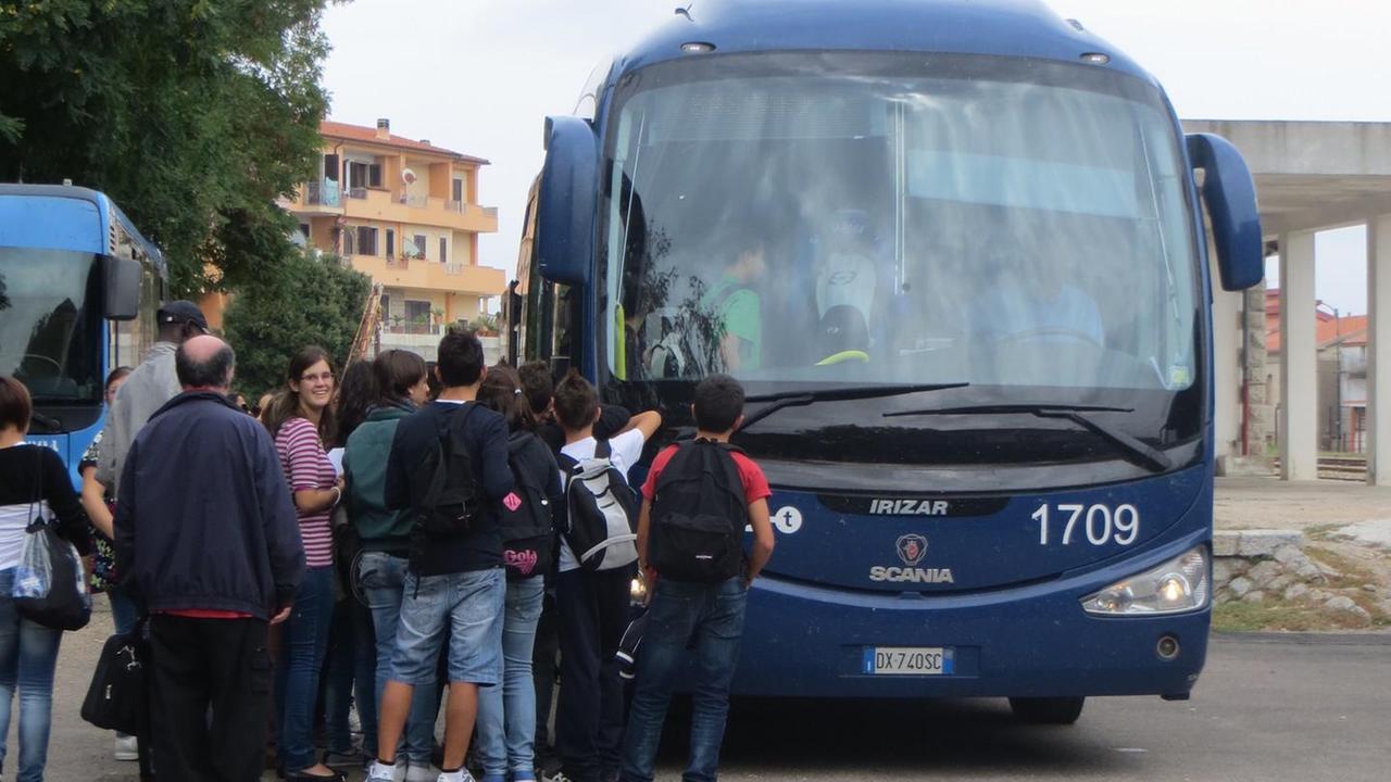 Trasporto degli alunni pendolari la Regione potenzia il servizio