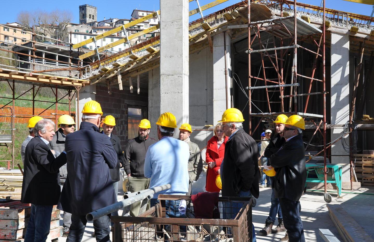 Nuova scuola a Coreglia, condannato funzionario 