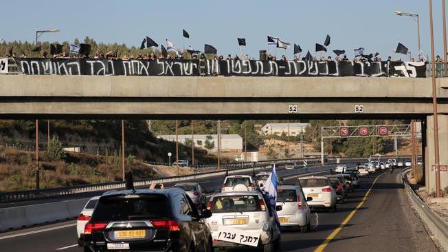 Israele: in migliaia contro Netanyahu a Gerusalemme