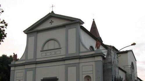 Il prete contagiato dal Covid: «La scorsa settimana ho cresimato 24 ragazzi»