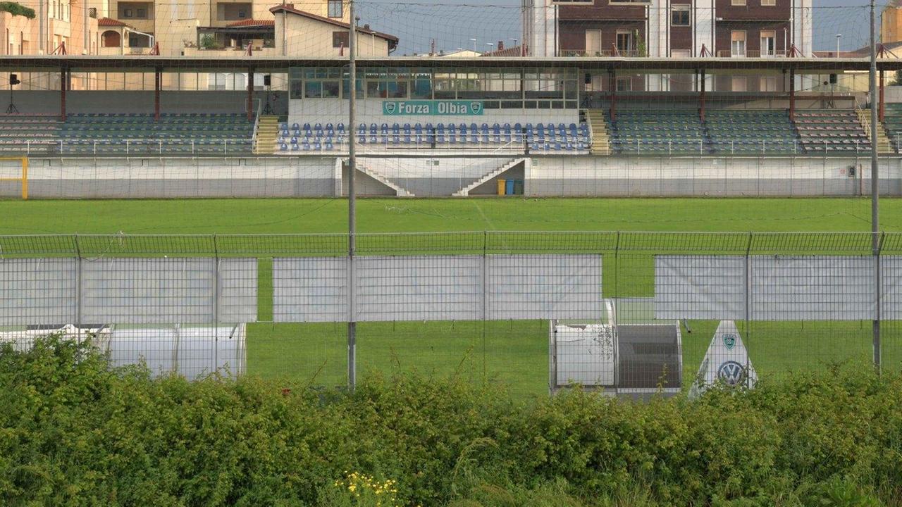 Serie C, Nespoli aperto per Olbia-Pontedera
