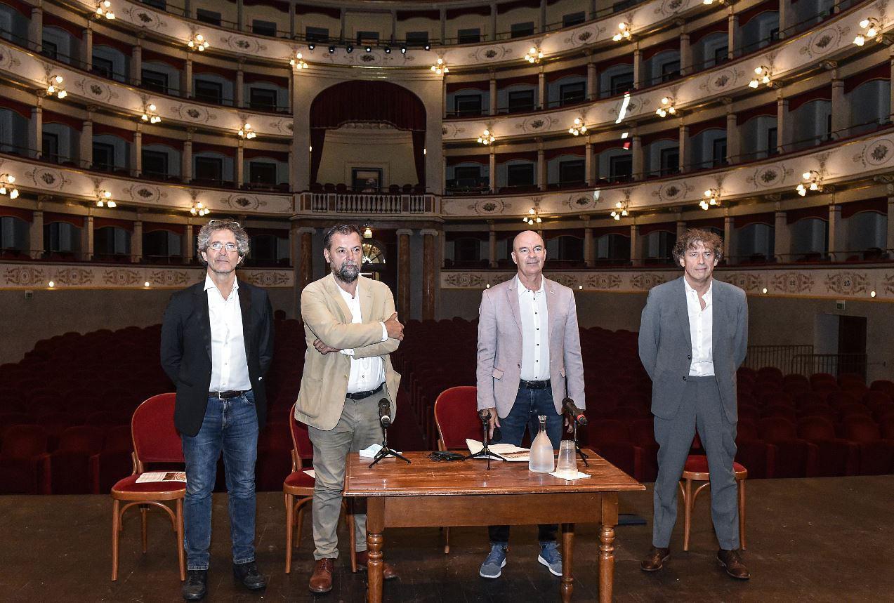 Il mondo del teatro incorona i nuovi direttori del Goldoni: "Ecco il nostro progetto" 