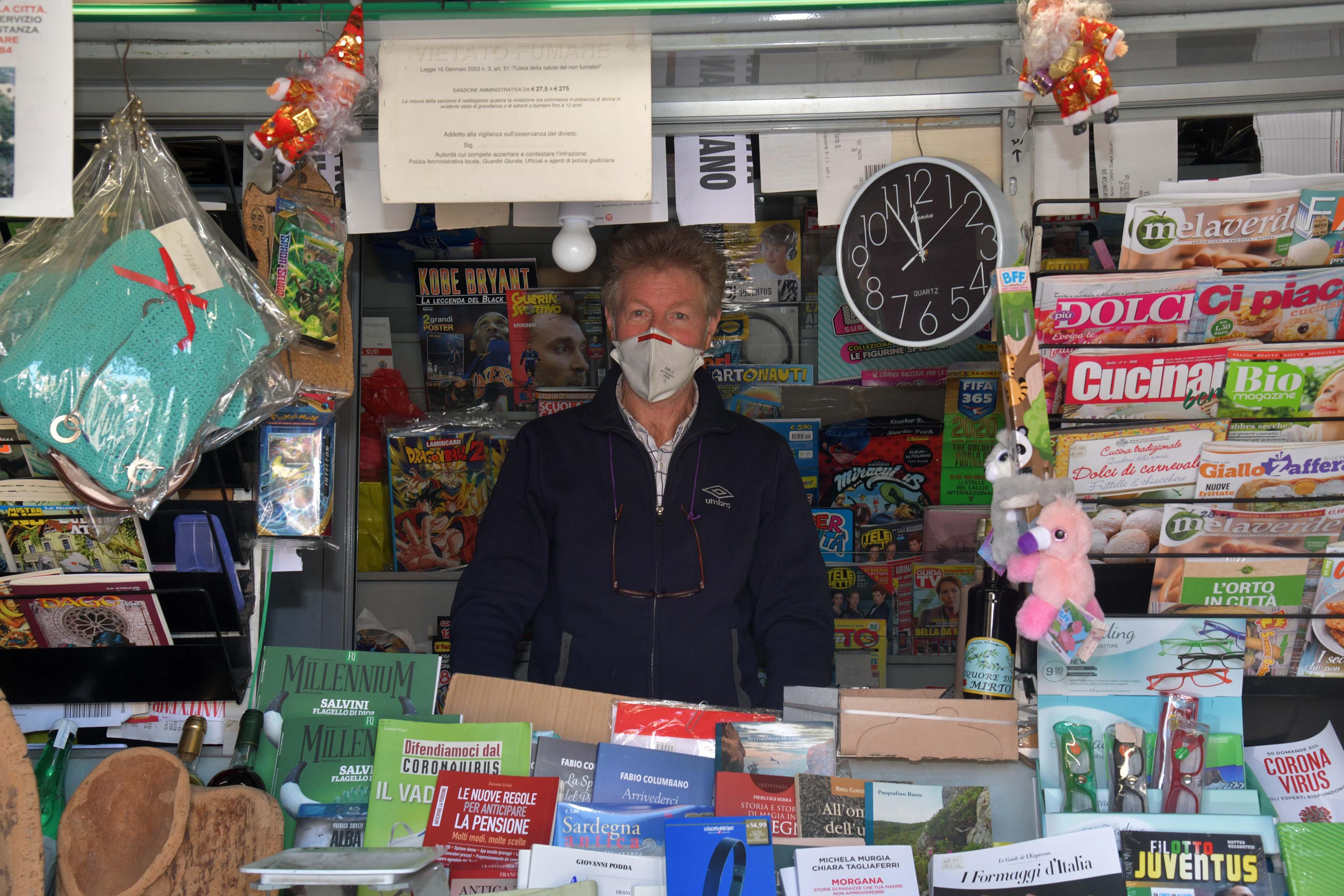 Antonio Deiana, edicola di Poltu Quadu, a Olbia