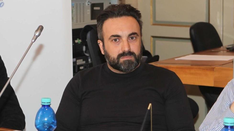 Billions, Fontanesi si difende «Solo dipendente di una ditta»
