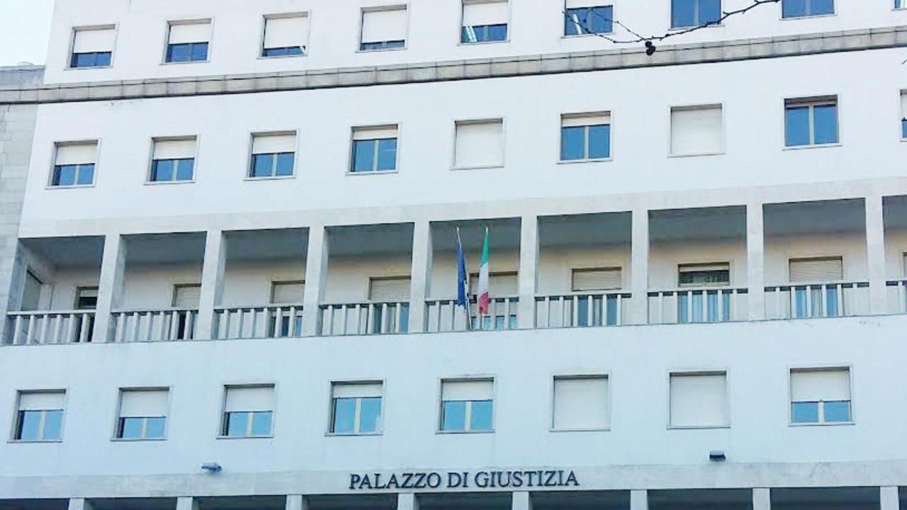 «Bollette Abbanoa da ricalcolare, l’acqua non è potabile»