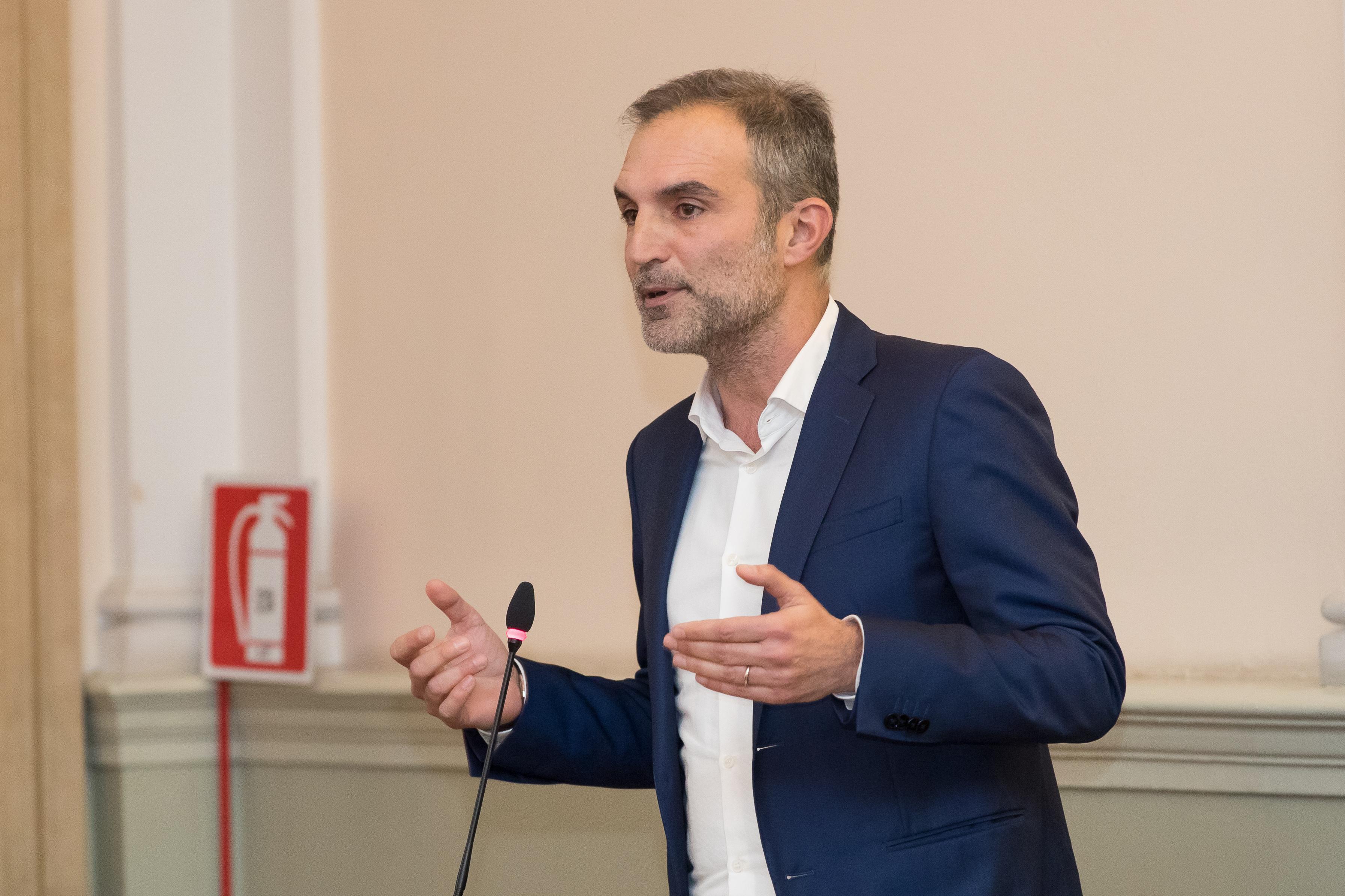 Ferrara, Modonesi lascia da capogruppo. Opposizione, Colaiacovo leader 