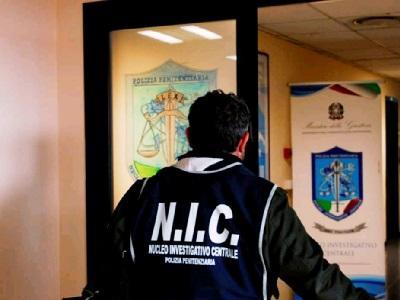 Ergastolano evade dal carcere di Porto Azzurro, arrestato alla stazione di Bologna 