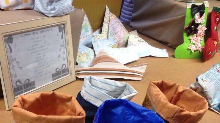 Vele che diventano gonne: è la moda circolare dell’Einaudi
