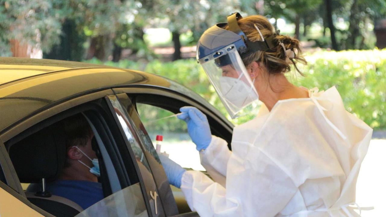 Covid in classe, altri 4 casi: 131 in quarantena