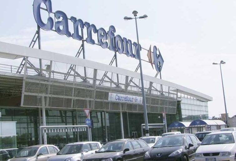 Cambio dell’insegna al Cep, arriva Carrefour al posto di Conad