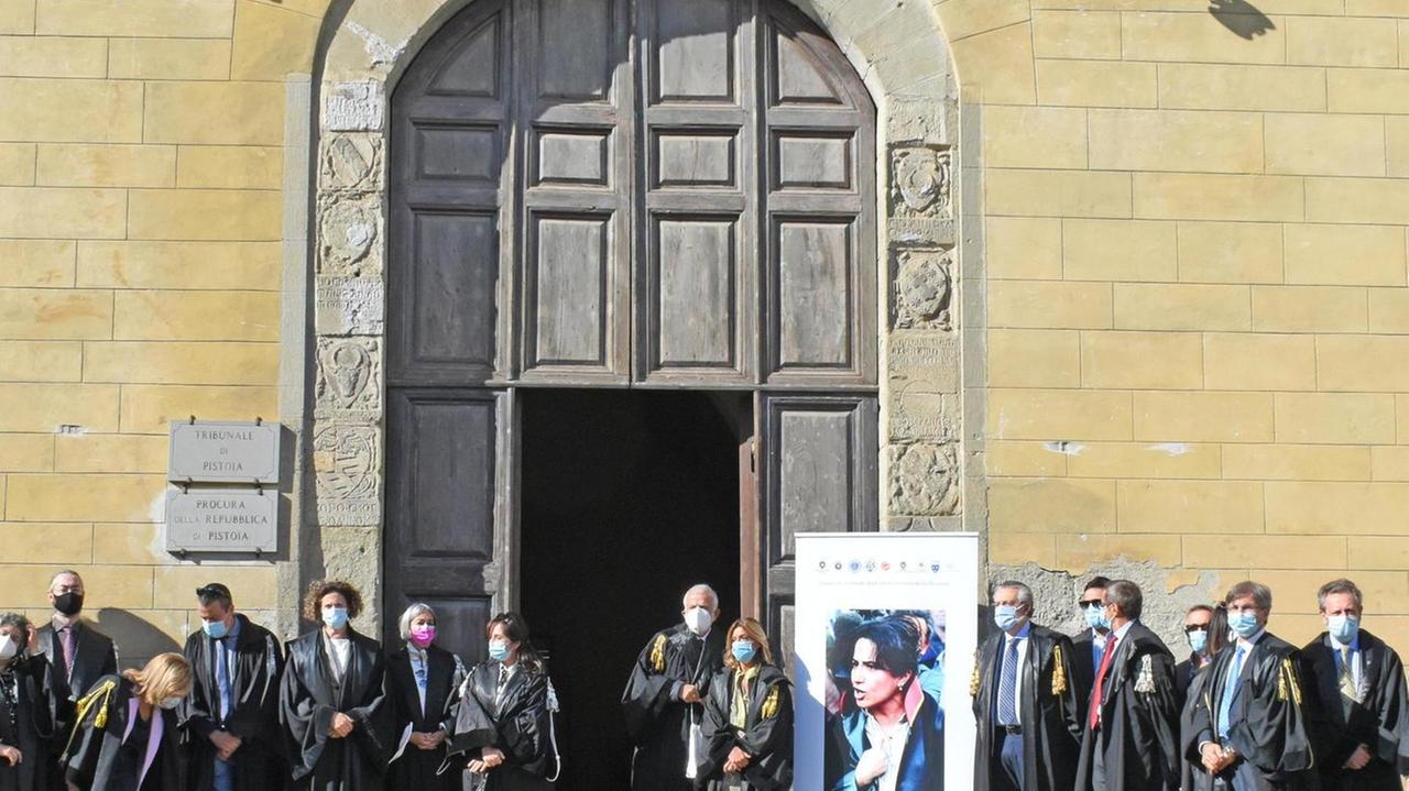 Gli avvocati pistoiesi ricordano Ebru Timtik