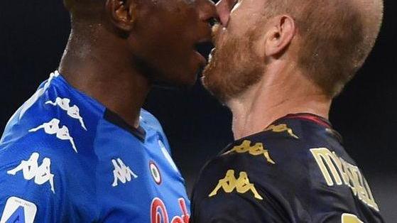 Ansia Napoli: tamponi per tutti, Juve a rischio. «No, contro il Genoa non si doveva giocare»